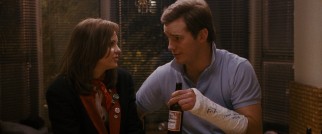 Just-engaged, Wendy and Kyle (now real-life spouses Anna Faris and Chris Pratt) discuss their shared future.