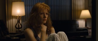 Curtis' wife Samantha (Jessica Chastain) is confused and concerned by her husband's distracted recent behavior.