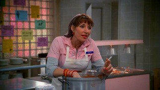 Hyde's lunchlady mother Edna (Katey Sagal) makes her only in-person appearance in "Career Day."