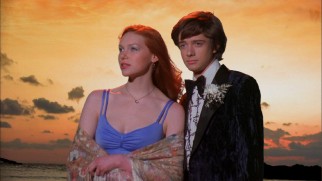 Eric (Topher Grace) envisions a glamorous prom night with Donna (Laura Prepon).