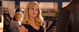 In "This Means War", L.A. product researcher Lauren Scott (Reese Witherspoon) dates not one but two eligible bachelors.