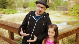 Director Steve Loter and his daughter Calista talk animals at the Santa Barbara Zoo.