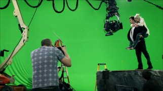Jim Sturgess and Kirsten Dunst use their imaginations on the largely green screen set of "Upside Down."