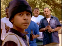 Leon (Alex Miranda) must choose between his loving mom and this local gang in "Royal Heist."