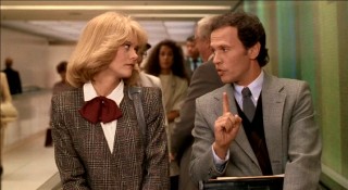Upon reconnecting with Sally five years later, Harry revises his theories over opposite-sex friendships.
