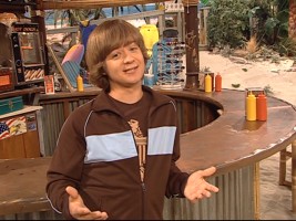 Clean-shaven in contrast to his feature appearance as a bearded hermit, Jason Earles (a.k.a. Jackson Stewart) hosts the Guide to Making Wishes and also introduces the Hannah Montana episode of the disc.