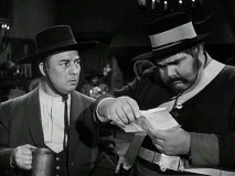 Bernardo finds a way to get a note to Sergeant Garcia without Garcia knowing where it came from.
