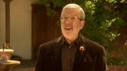 Leonard Maltin turns on the fast talking and enthusiasm for his Disc One intro, his only one on this Season 1 set.