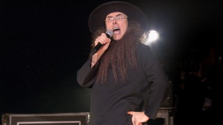 Weird Al" Yankovic sings about primitive living in his Coolio/L.V. parody "Amish Paradise."