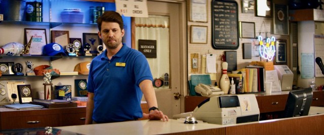 The indie comedy "When Jeff Tried to Save the World" stars Jon Heder as the manager of a bowling alley facing closure.
