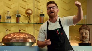 Celebrity chef Richard Blais tries to reveal a profane funny side in his outtakes short "Richard Blais: Twisted Chef."