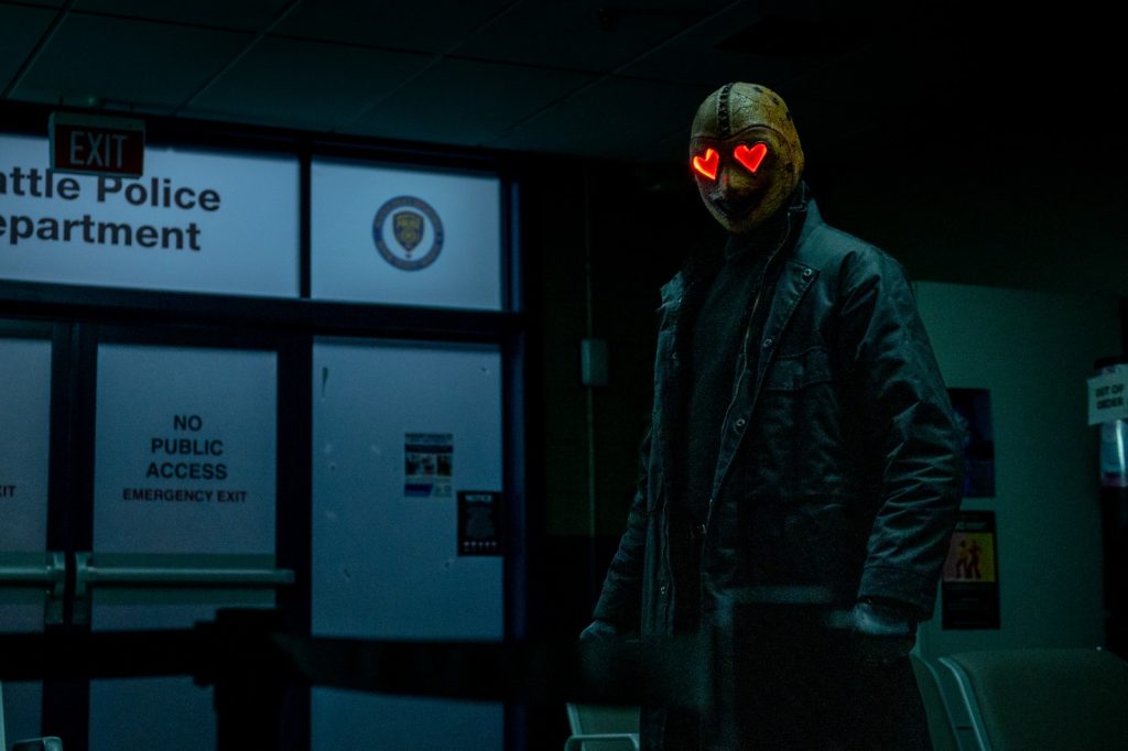 Heart Eyes 3 I'll leave it to you to figure out how the Heart Eyes Killer got his name in the movie "Heart Eyes."