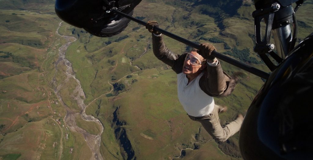 Mission: Impossible - Final Reckoning 4K Ultra HD + Blu-ray + Digital Code 4 Just another day on the job: Ethan Hunt (Tom Cruise) hangs off a biplane in "Mission: Impossible - The Final Reckoning."