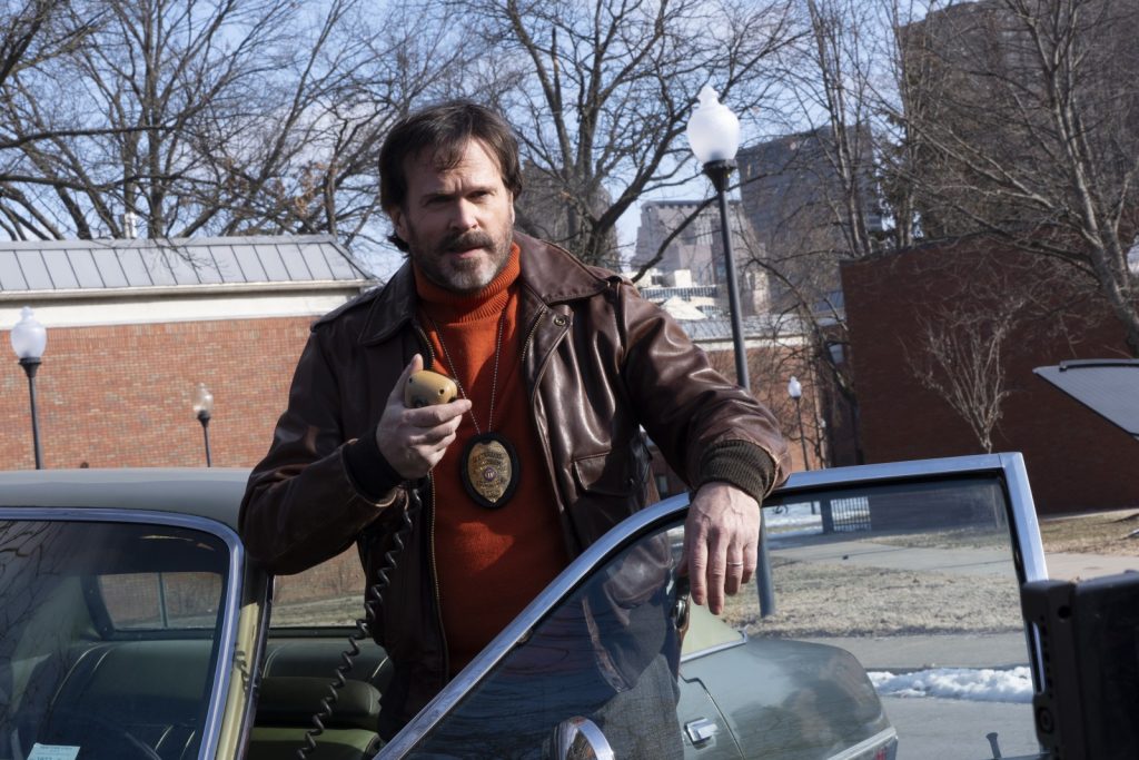 Dead Man's Wire 4 Cary Elwes chews both gum and scenery like never before as Detective Michael Grable.
